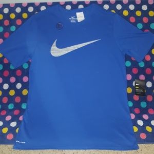 Men's Nike dri-fit tshirt